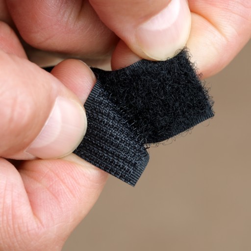 Samolepiaci suchý zips na moskytiéru, silná páska 16mm, SET 1 meter - ČIERNA