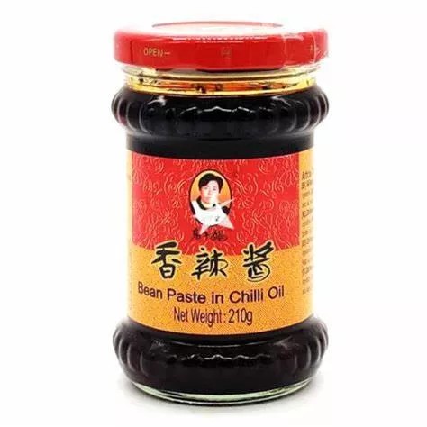 Fazuľová pasta v chilli oleji 210g LAOGANMA