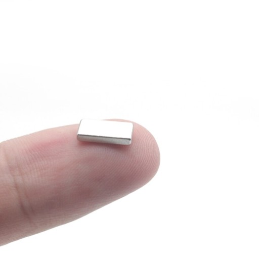 SILNÝ TANIER NEODYMOVÝ MAGNET 10x5x2 10 KS