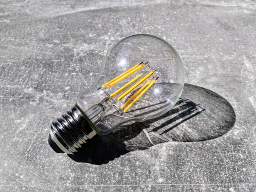 LED ŽIAROVKA A60 FILAMENT 8W EDISON E27 A60 RETRO