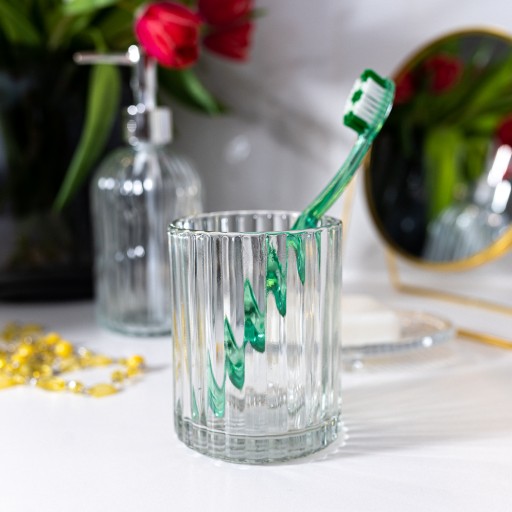 Kúpeľňová nádoba MUG na zubné kefky