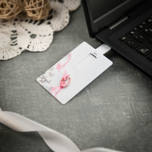 Pendrive 4 GB USB 2.0 karta s UV potlačou ako SVADOBNÝ DARČEK