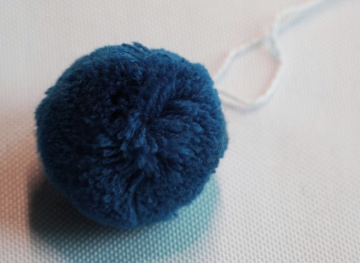 MG Pompon 4,5 cm Lopta 100% Akryl NAVY BLUE
