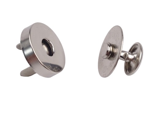 Magnetická spona na tašku s 1 18 mm strieborným nitom