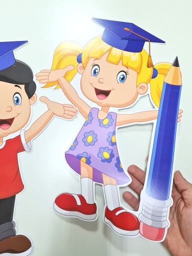 ŠKOLSKÉ DEKORÁCIE PRE DETI V BIRETÁCH VEĽKÉ A3