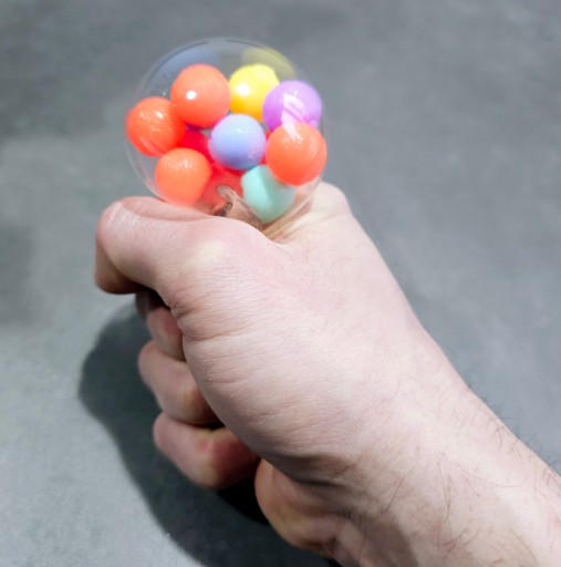 GNIOTEK senzorická loptička antistresová šúchavá na žmýkanie, farebná