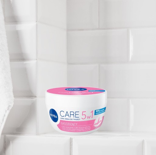 NIVEA CARE 5v1 Hydratačný krém na tvár pre suchú pleť 100ml
