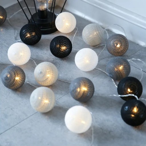 Bavlnené guličky 20 LED 4cm - Svetlá loptičky na batérie šedé 3 metre