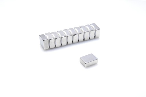 Neodymový tanierový magnet 13x10x5 N38H 120 St.C