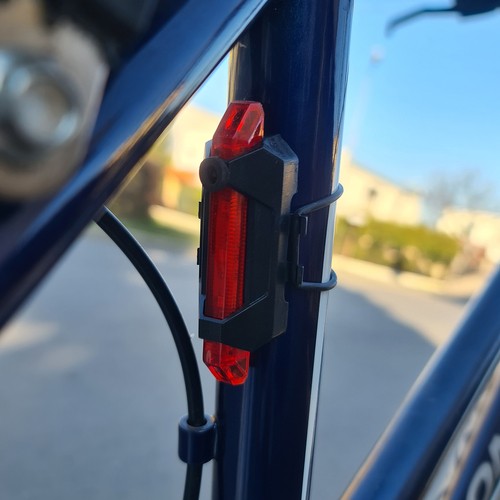 USB zadné svetlo na bicykel + CREE-T6 LED kábel