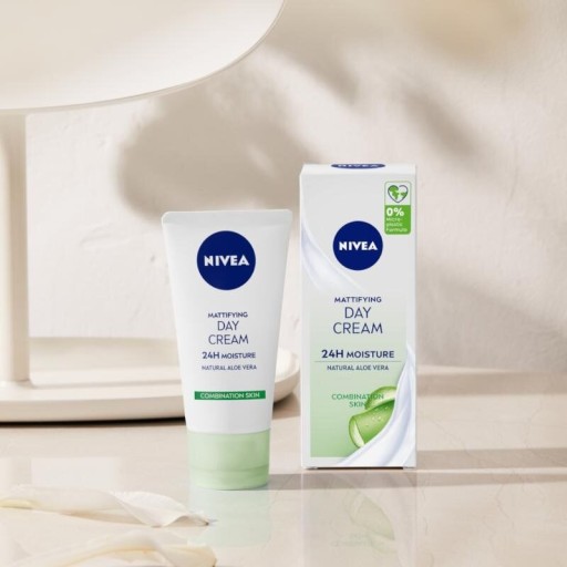 NIVEA 24H hydratačný zmatňujúci denný krém 50 ml