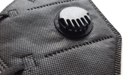 10x KN95 OCHRANNÁ MASKA S VENTILOM, ČIERNA