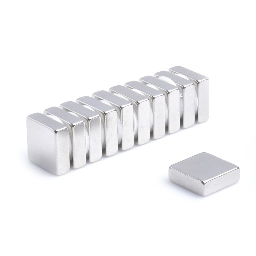 Neodymový tanierový magnet MPŁ 12x12x4 N38