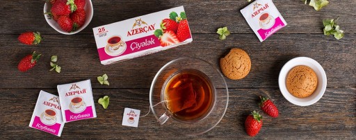 Jahodový expresný čaj 45g Azercay
