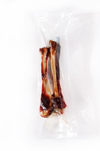 Hryzátko ZOLUX Natural z parmskej šunky, kosť S, 3 ks