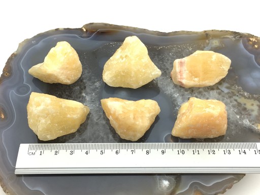 kalcitovo žltá prírodná surová hrudka 3-3,5 cm
