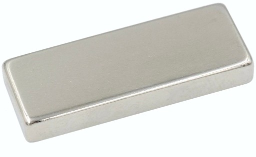 SILNÝ NEODYMOVÝ PLÁŠŤOVÝ MAGNET 40x15x6 / NEODYMOVÉ MAGNETY /