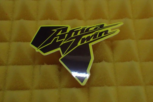NÁLEPKA AFRIKA TWIN HONDA NÁLEPKA 7,2 x 6,5 cm