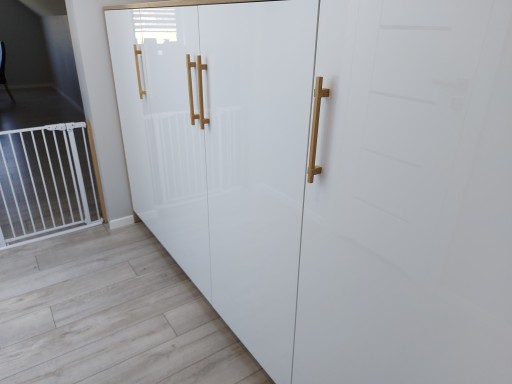Drevená nábytková rúčka z dubu, dĺžka: 262 mm