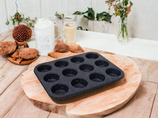 Plech na pečenie muffinov 12