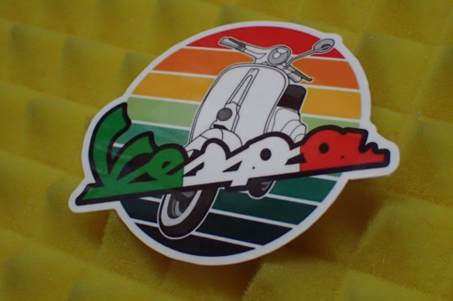 NÁLEPKA VESPA NÁLEPKA 7,9 x 6,6 cm
