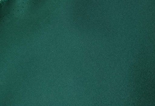 VODEODOLNÁ POLYESTEROVÁ LÁTKA SO ZELENÝM UV FILTROM.