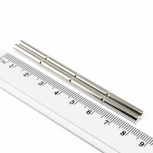 VALEC NEODYMOVÝ MAGNET 4x20 N38 SADA 8 ks