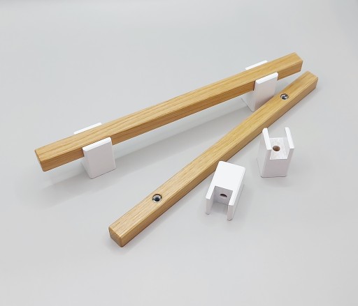 Drevená nábytková rúčka z dubu, dĺžka 230mm, šírka 160mm