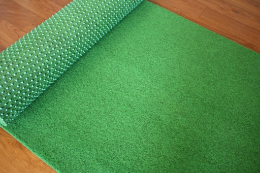 VZOR VZOR KOBEREC UMELÁ TRÁVA ZÁHRADNÁ BALKÓNOVÁ TERASA 24 ZELENÁ 20x30cm