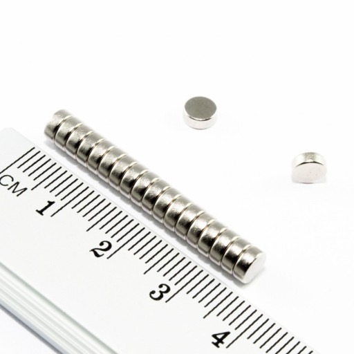 VALEC NEODYMOVÝ MAGNET 5x2 N38 SADA 50 KS