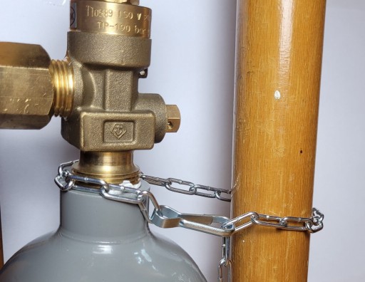 Montáž CO2 fľaše s oxidom uhličitým 2l 5l 8l 6kg