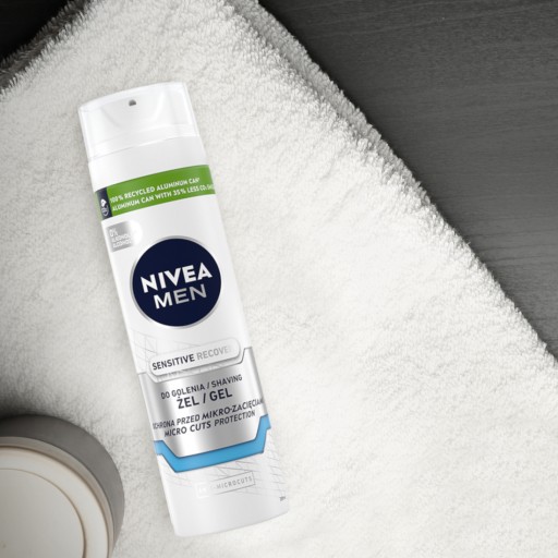 NIVEA MEN Sensitive regeneračný gél na holenie 200 ml