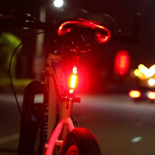 BIKE zadná zadná BICYKLOVÁ LAMPA dobíjaná cez USB