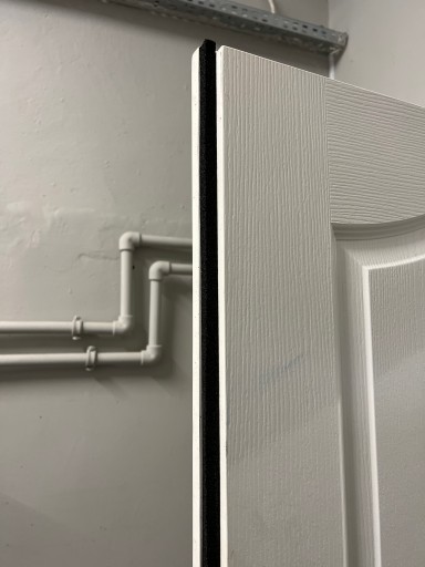 TESNENIE na dvere, okná, brány, GUMOVÁ pena 15mm, vstupné balkóny