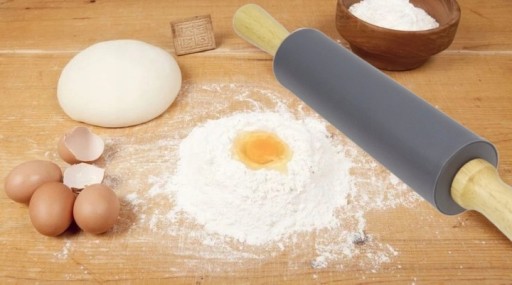 VEĽKÝ SILIKÓNOVÝ VALEC NA PIZZOVÉ CESTO