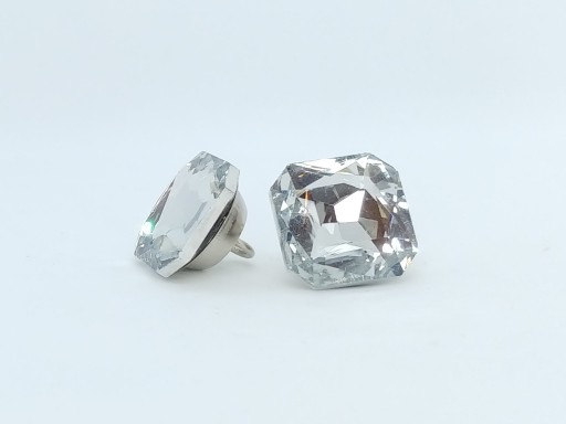Štvorcové krištáľové poťahové gombíky 23x23mm