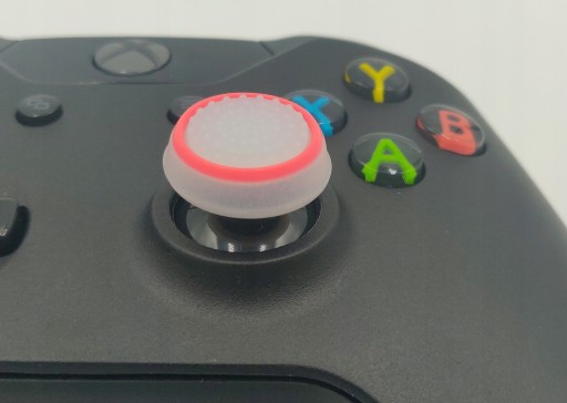 Prekryvné gumové podložky držadiel analógové PS4 PS5 XBOX ONE
