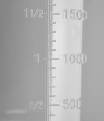 KUCHYNSKÁ DŽVNA S ODMEROU 1L YATO YG-07284
