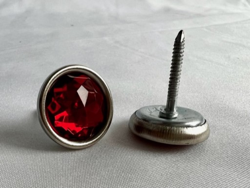 Krištáľový gombík s klincom CK-32-T-H18 červený 18,5 mm