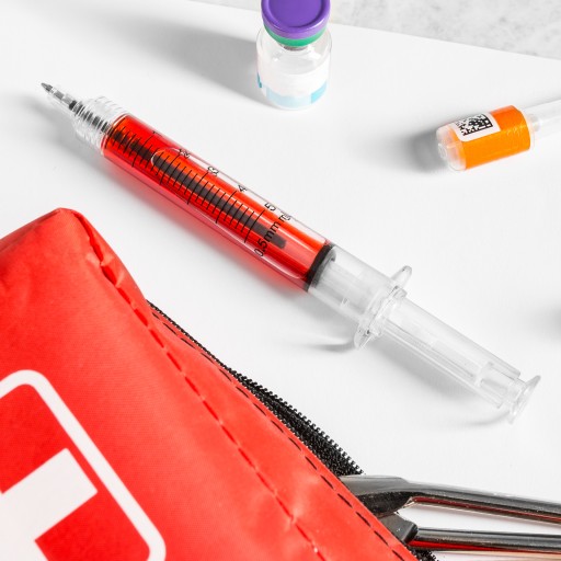 STRIEKAČKA BALLPOINT imitácia injekčnej striekačky DARČEK PRE SESTRU LEKÁRA