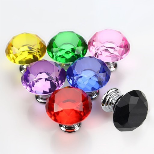 KRIŠTÁĽOVÁ NÁBYTKOVÁ KĽÚČKA rukoväť 30mm CRYSTAL Glamour rukoväť