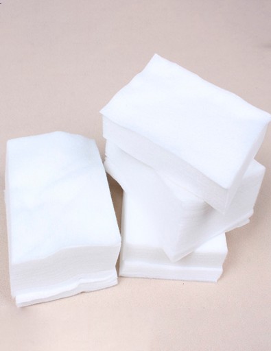 PERFOROVANÉ NETKANÉ KOZMETICKÉ UBÚRKY 25 x 20 cm 100 ks