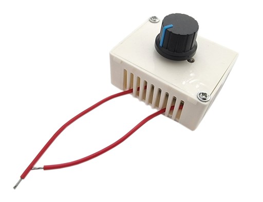 REGULÁTOR NAPÄTIA 230V V 500W POUZDRE