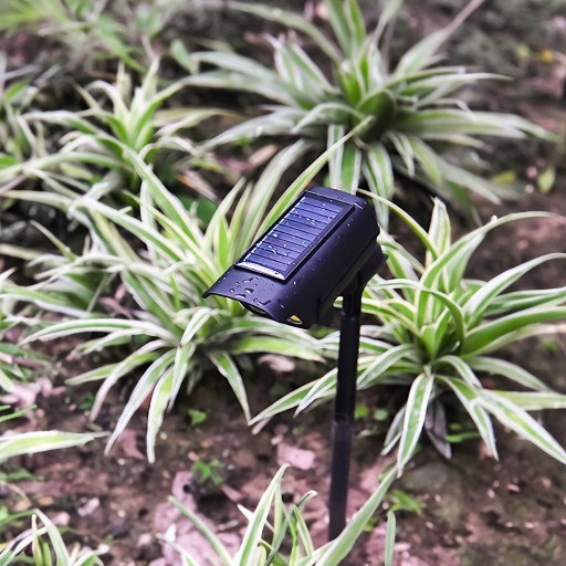 DUMMY CAMERA LED SOLÁRNA LAMPA SO SNÍMAČOM POHYBU