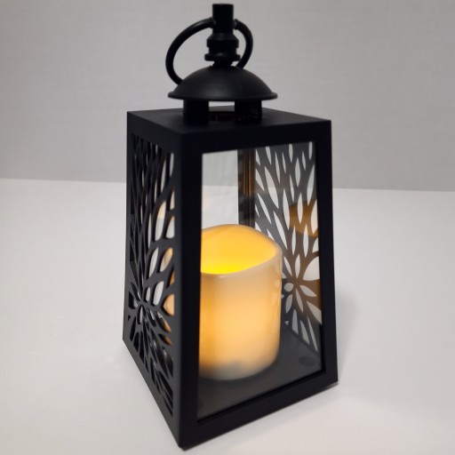Prelamovaná lampa s LED sviečkou Lucerna so sviečkou s vložkou batérie