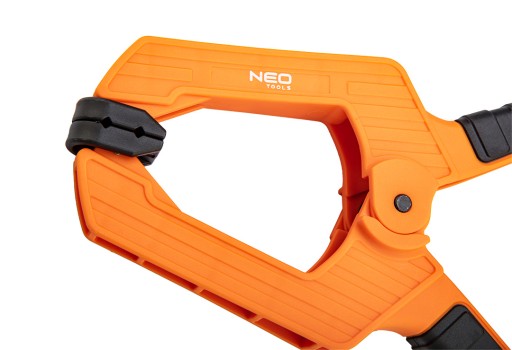NEO Ťažká pružinová tesárska svorka 100 mm
