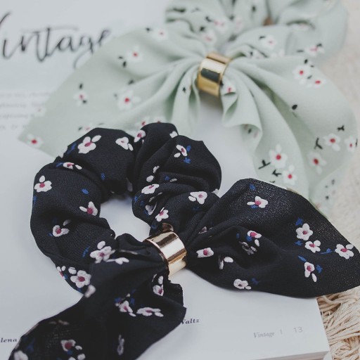 SCRUNCHIES gumička do vlasov, šatka, čierna