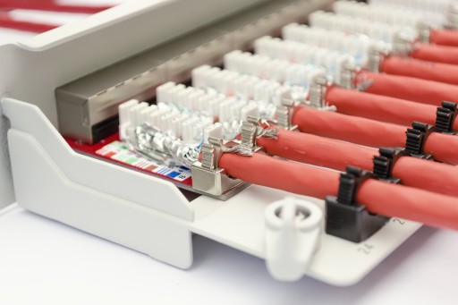 Inštalácia krútená dvojlinka S/FTP cat.7 sieťový kábel 1200MHz 10GBit LSOH POE