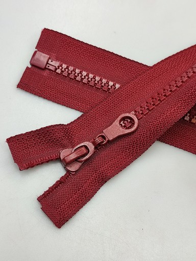 Deliaci zámok # 5 kocka 75 cm bordová