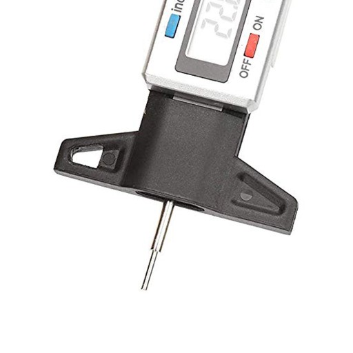DIGITÁLNY METER HĹBKY A VÝŠKY BEZÉNU PNEUMATÍK